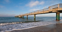 Die "St. Johannis" Kirche in Rerik Seebrücke Rerik